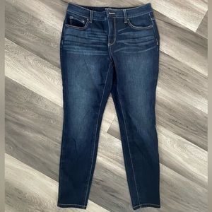 Women’s Time and Tru High Rise Skinny Jeans/Jeggings - 10 petite
